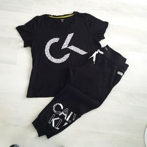 Calvin Klein 2-Piece Jogger Set